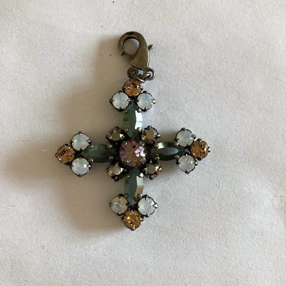 Sabika Vintage Spectrum Cross Pendant
